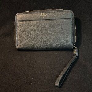 Fossil Black Leather Wristlet